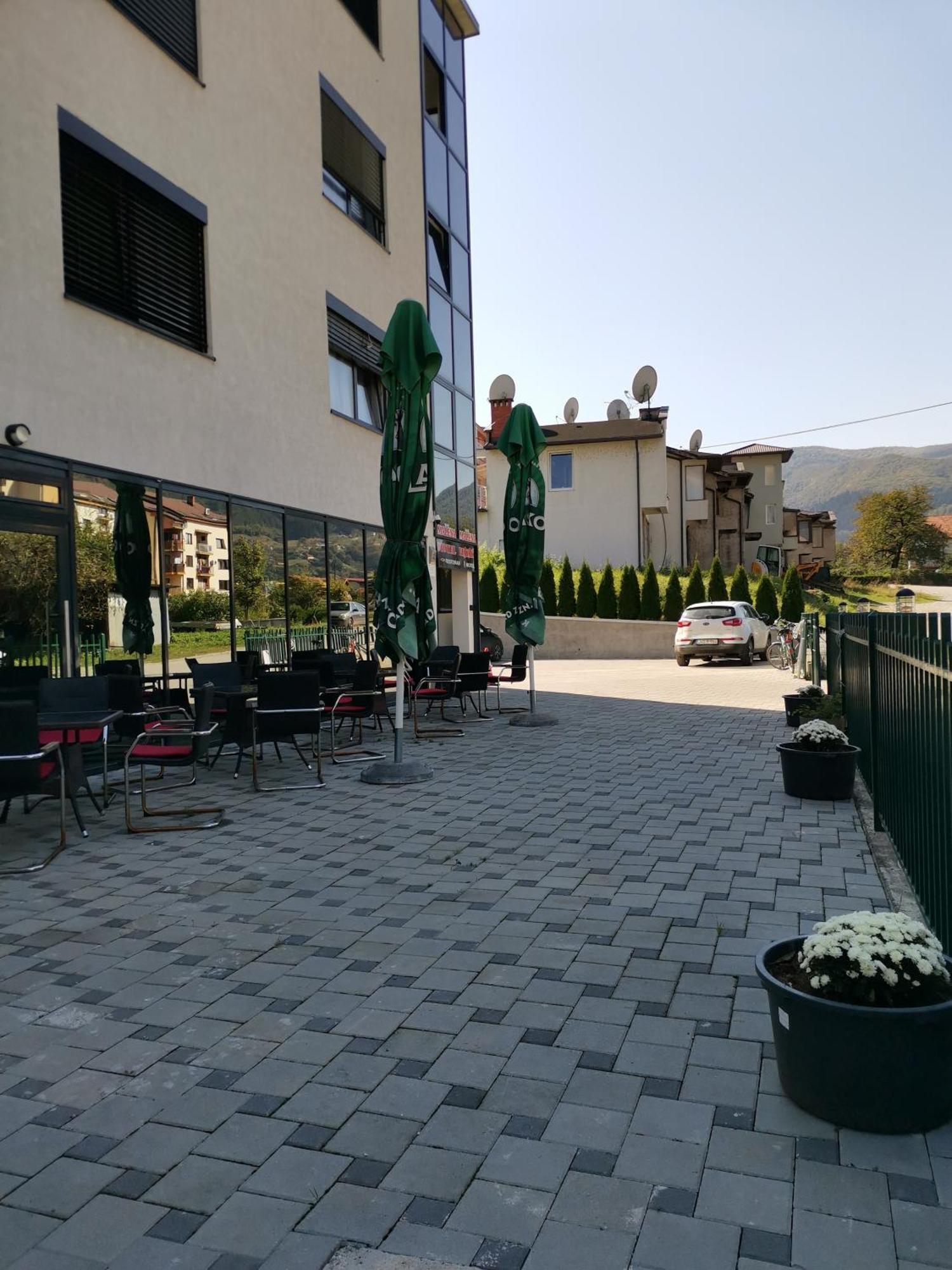 Malena Bed & Breakfast Gorazde Bagian luar foto