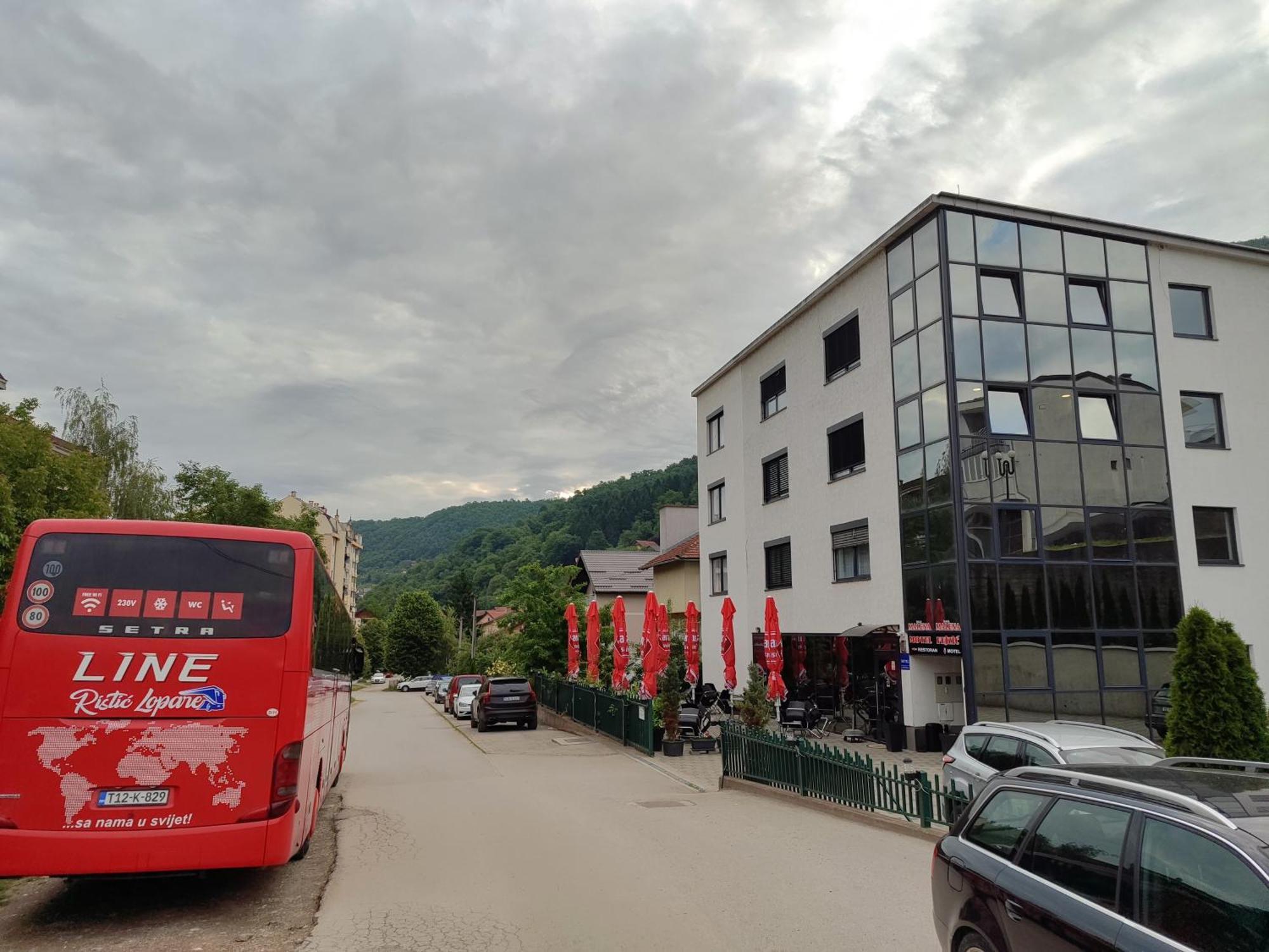 Malena Bed & Breakfast Gorazde Bagian luar foto